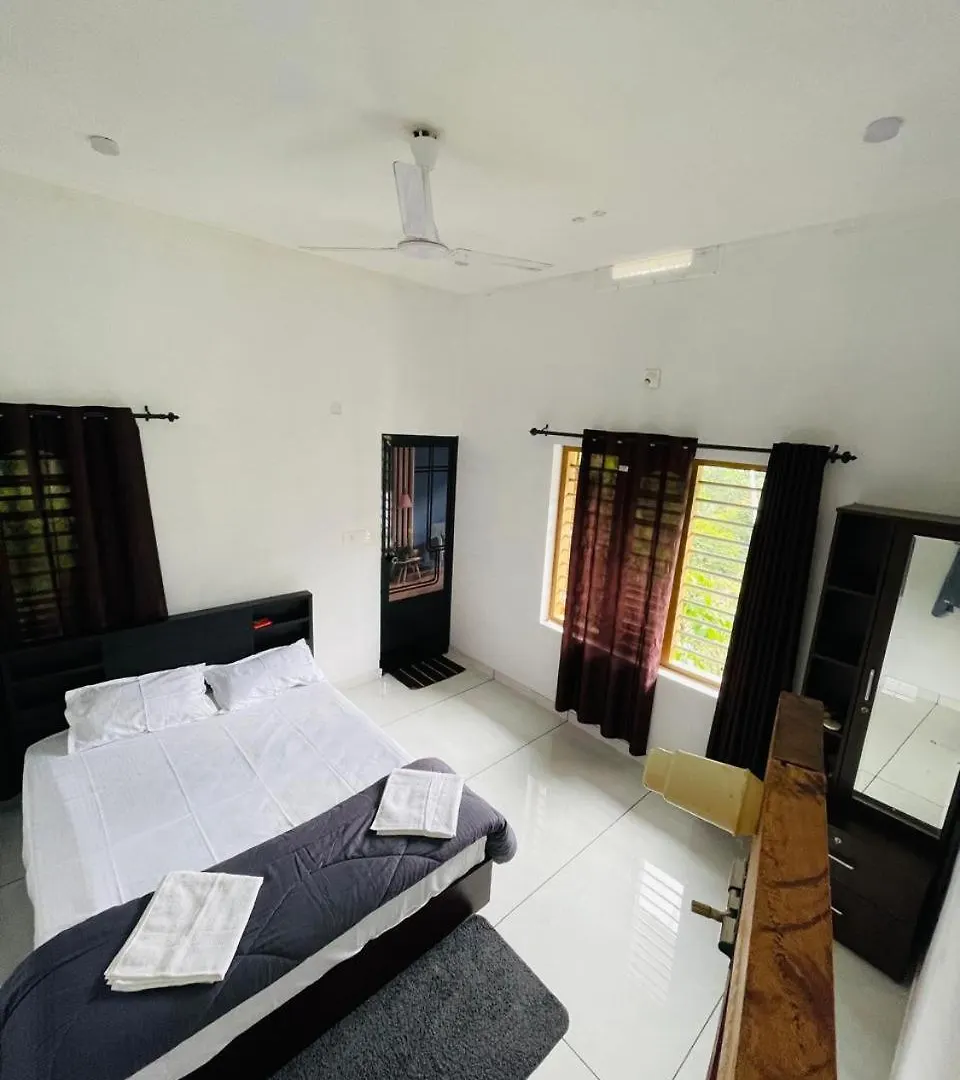Holiday home Aphrodite Home Stay Pinangode