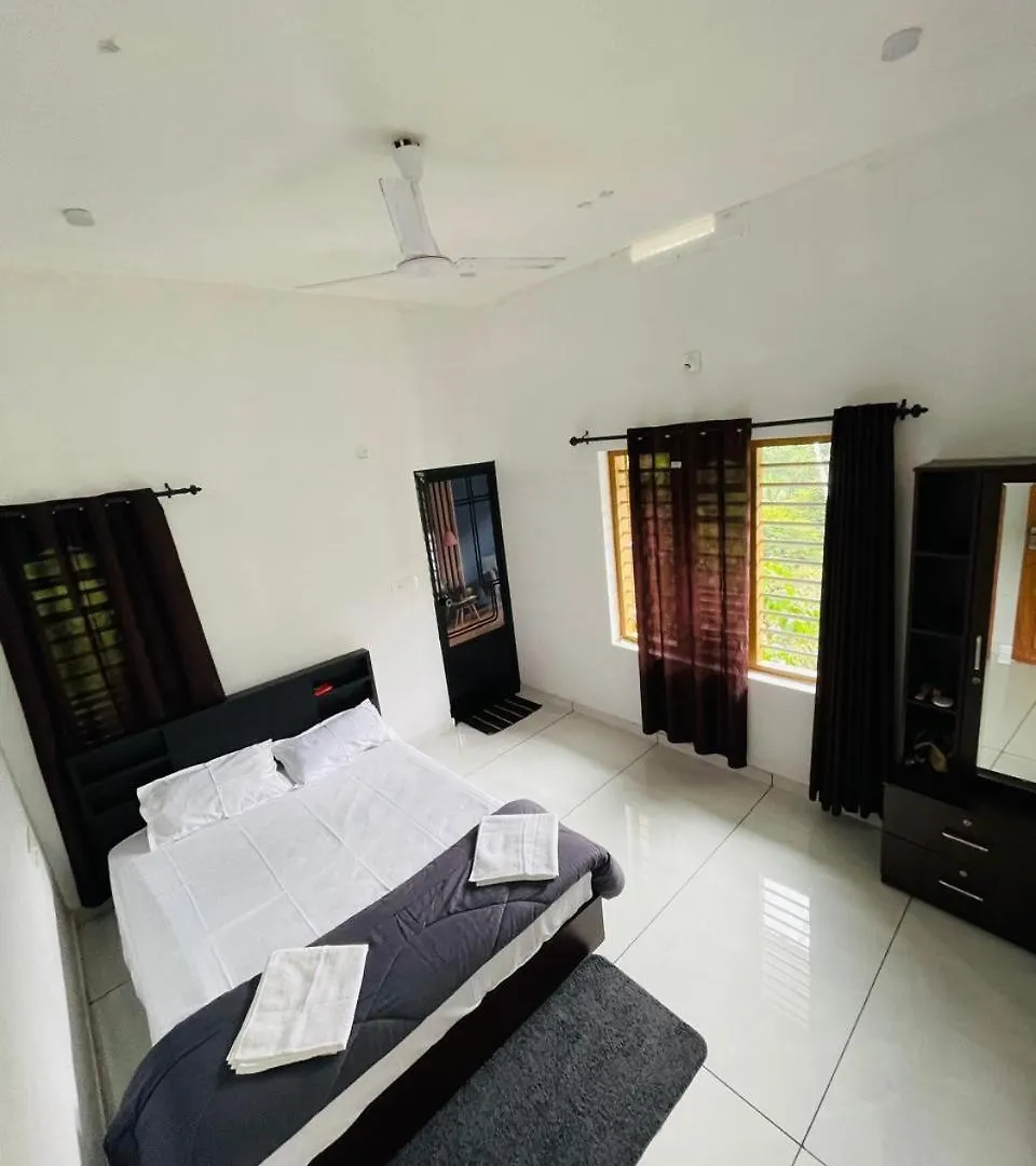 Aphrodite Home Stay Pinangode 0*,